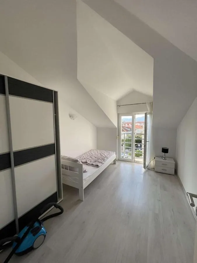 Apartments Nova Split 0*,  Croatia